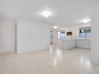 12 Kiesey Street, Coogee WA 6166