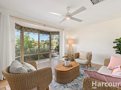 7 St James Place, Greenfields WA 6210