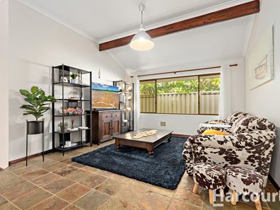 7 St James Place, Greenfields WA 6210