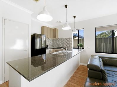 9 Kiev Place, Dayton WA 6055