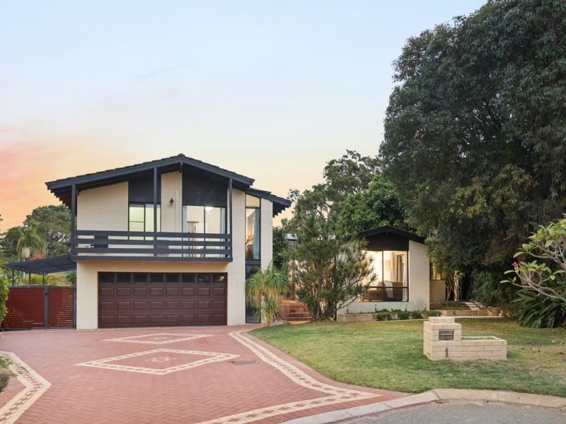 1 Odell Court, Carine WA 6020