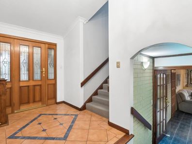 1 Odell Court, Carine WA 6020