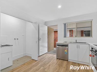 11a/22 Old Pinjarra Road, Greenfields WA 6210
