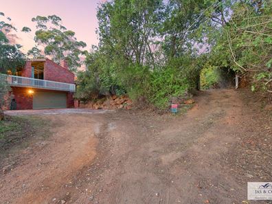 17 View Terrace, Darlington WA 6070