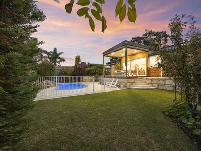5 Portsea Place, Connolly WA 6027