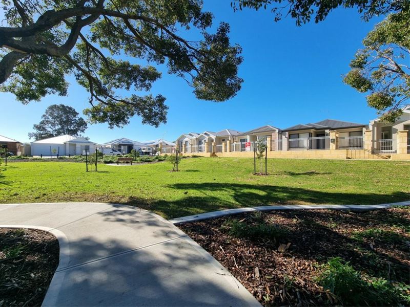12 Bistre Way, Haynes WA 6112