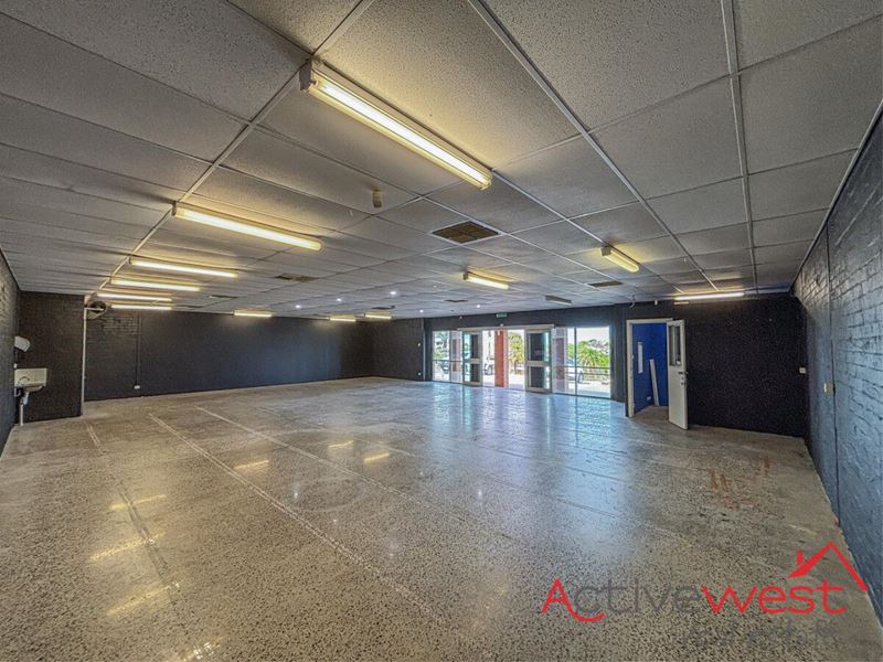 4/2 Oceanside Drive, Wandina