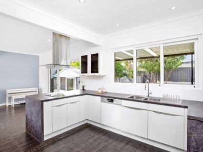 140 Brompton Road, Wembley Downs WA 6019