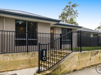 199 Lake Valley Drive, Lakelands WA 6180