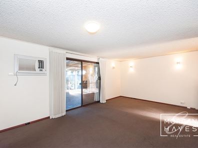 1/8 First  Avenue, Applecross WA 6153