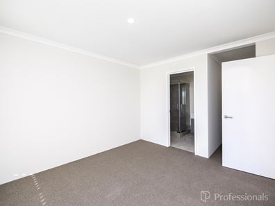 12 Kuranda Street, Yanchep WA 6035