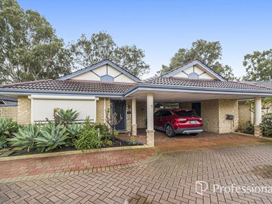 7/30 Winchester Place, Ballajura WA 6066