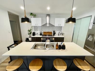 77 Commodore Avenue, Clarkson WA 6030