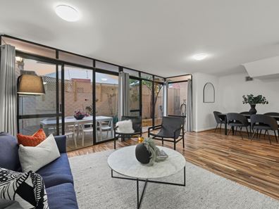 2/27 Troy Terrace, Daglish WA 6008