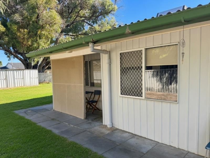 1/62 Cockram Street, Lancelin