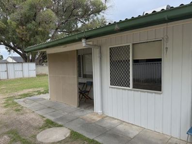 1/62 Cockram Street, Lancelin WA 6044