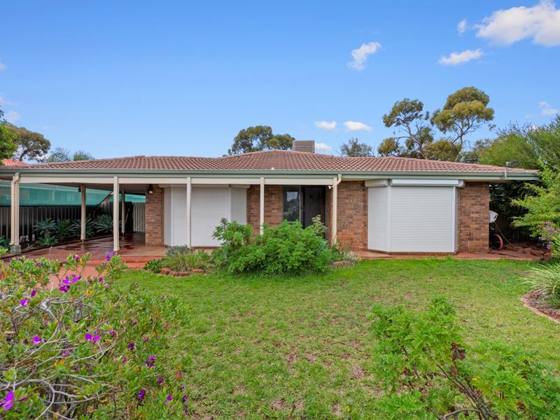 52 Shaw Street, West Lamington WA 6430