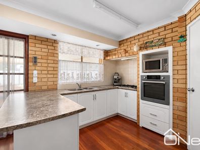 10 Napier Place, Brookdale WA 6112