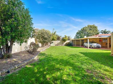 10 Napier Place, Brookdale WA 6112