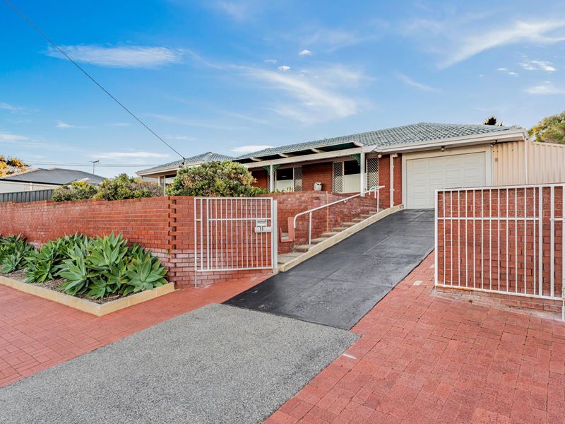 11 Oxley Avenue, Padbury
