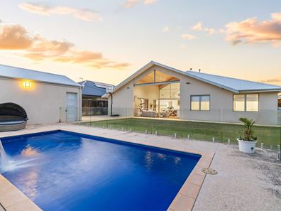 22 Bentall Way, The Vines WA 6069