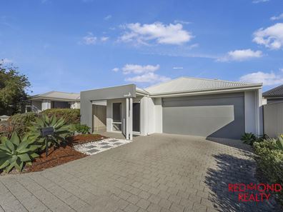 4 Rock Way, Alkimos WA 6038
