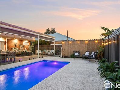 11 Peridot Parkway, Byford WA 6122