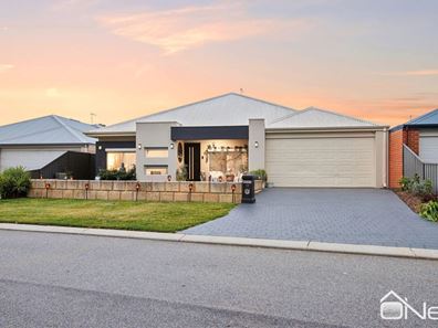 11 Peridot Parkway, Byford WA 6122