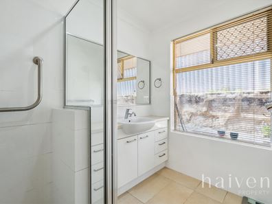 3 HADDINGTON STREET, Beldon WA 6027