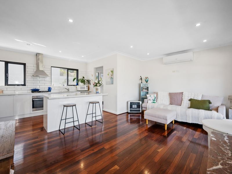 42 Bawdan Street, Willagee WA 6156