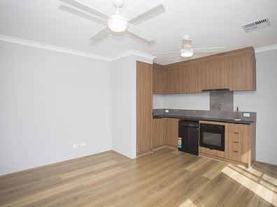 16b Horizon Road, Eglinton WA 6034