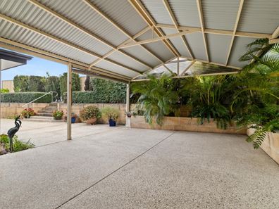 17 Parakeet Outlook, Australind WA 6233