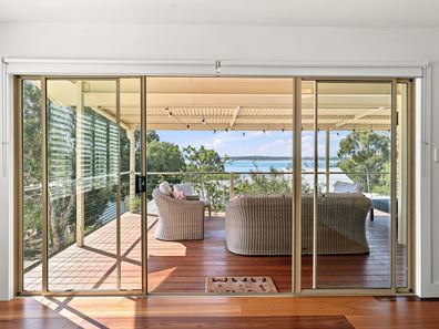 16 Estuary Heights Place, Bouvard WA 6211