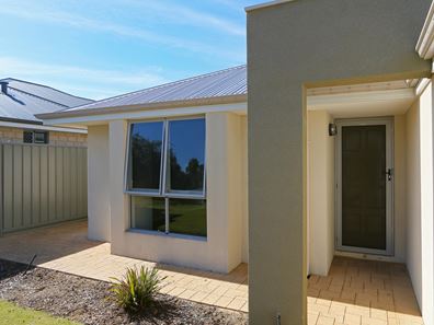 11/11 Brookland Street, Beckenham WA 6107