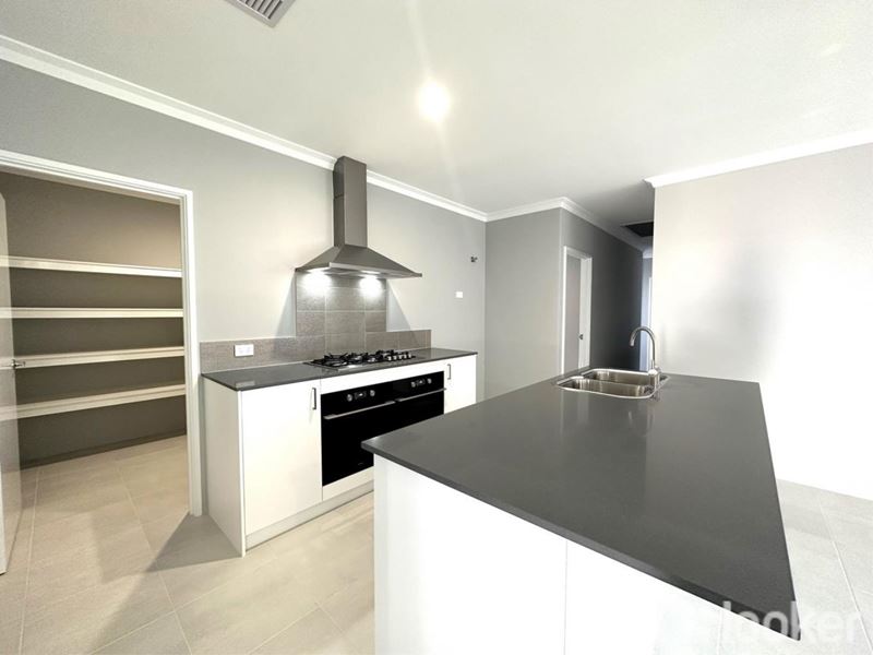 30 Yamarna Road, Golden Bay WA 6174