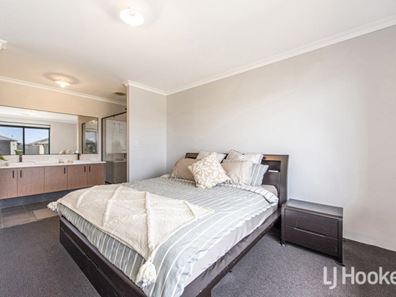 13 Ramillies Approach, Madora Bay WA 6210