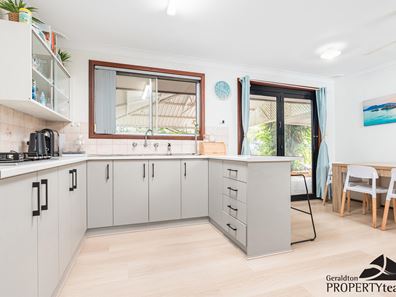64 Mcaleer Drive, Mahomets Flats WA 6530
