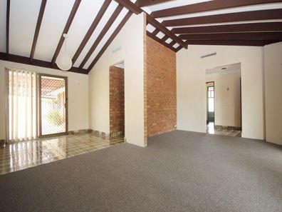 2 Kimberley Way, Parkwood WA 6147