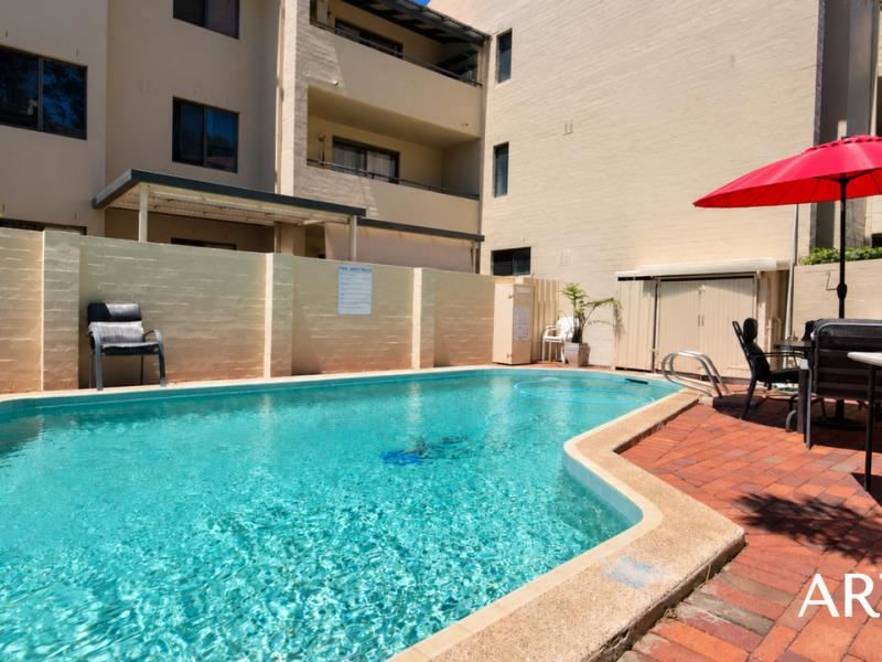 8/19 Delamere Avenue, South Perth