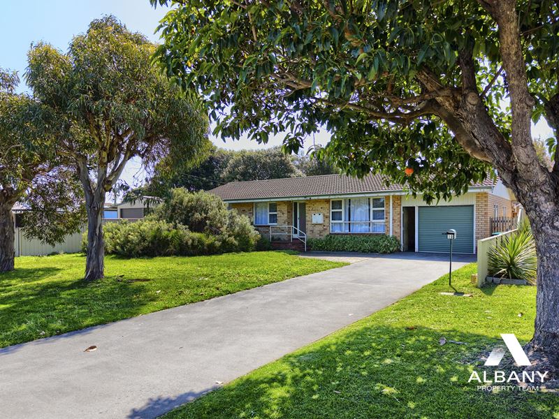 18 North Road, Spencer Park WA 6330