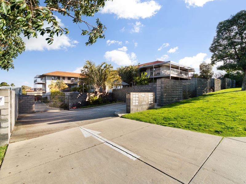 9/42 Kinsella Street, Joondanna WA 6060