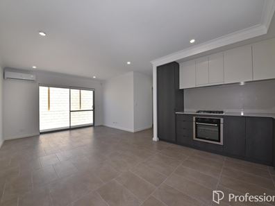 3/8 Kurda Place, Westminster WA 6061
