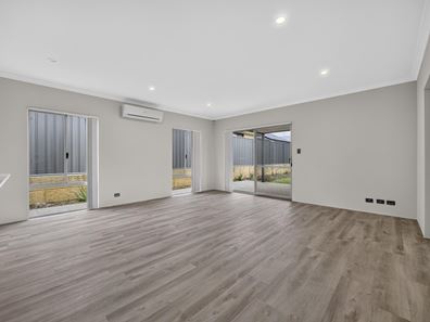 32 Parkhurst Avenue, Hilbert WA 6112