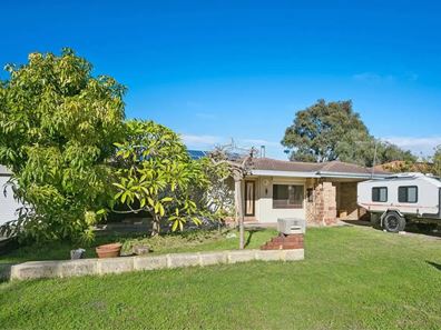 16 Patterson Dr, Middle Swan WA 6056