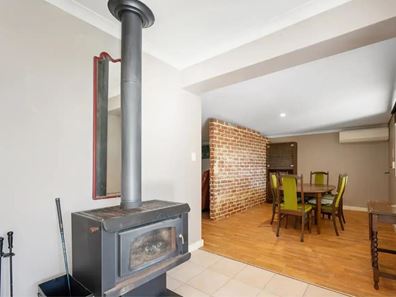 16 Patterson Dr, Middle Swan WA 6056