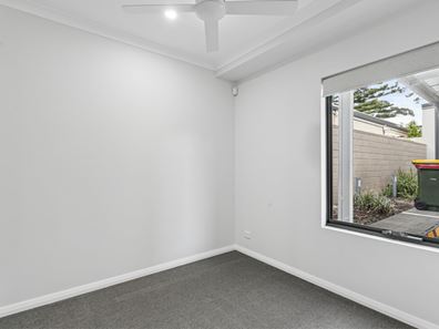 3/8 Lilacdale Road, Innaloo WA 6018
