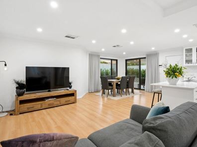 8a Wyndham Way, Yokine WA 6060