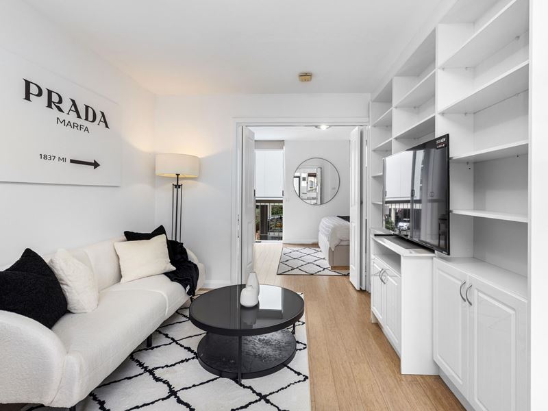 203/130A Mounts Bay Road, Perth