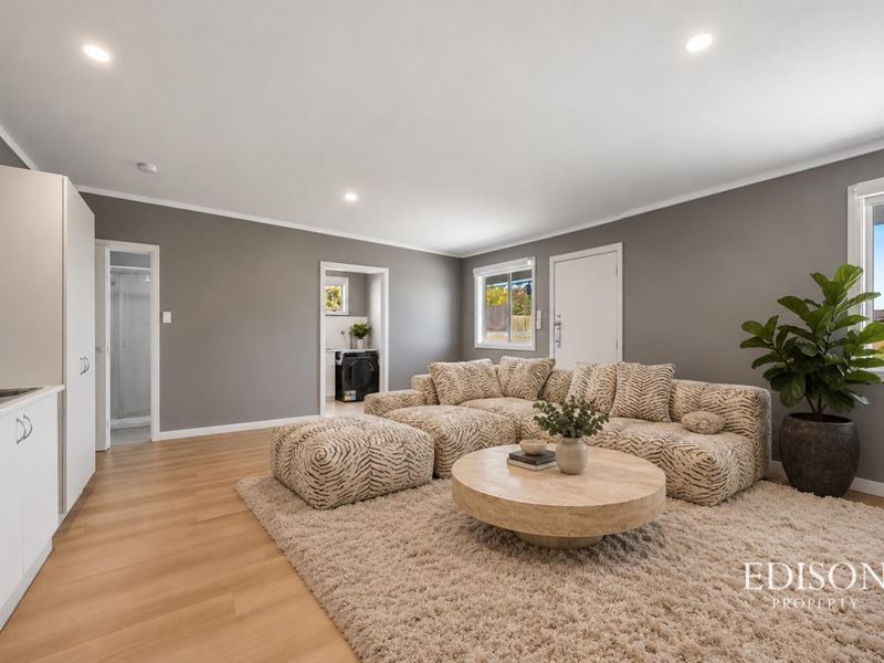 213 Sevenoaks Street, Cannington WA 6107