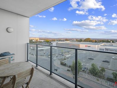 501/18 Cecil Avenue, Cannington WA 6107